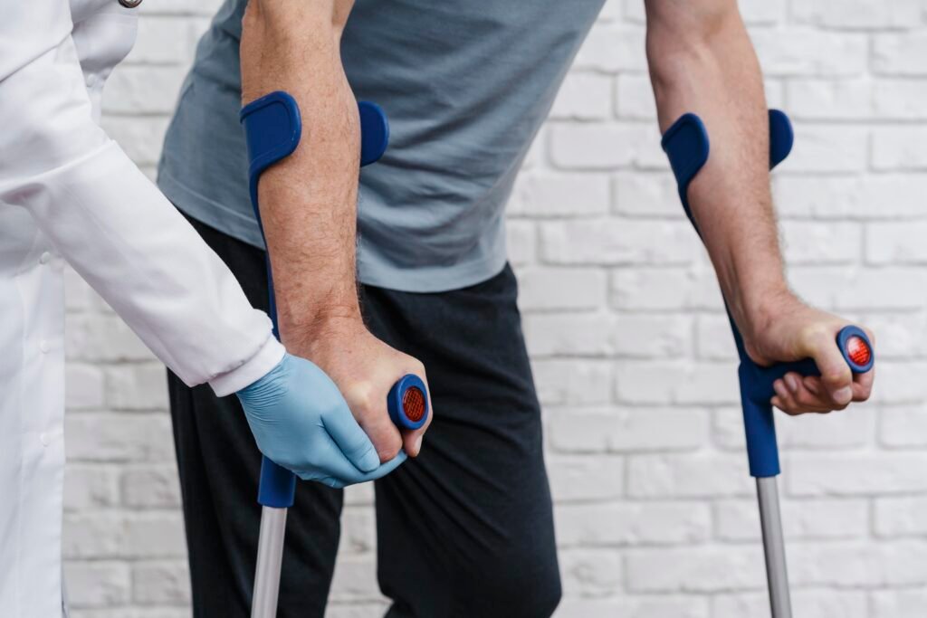 TYPES OF ROBOTIC KNEE REPLACEMENT SURGERIES