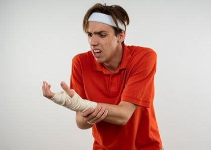 COMMON SYMPTOMS OF OSTEOPOROSIS
