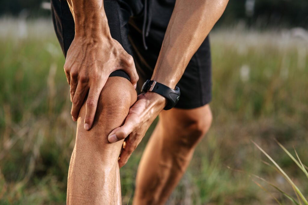 Knee Pain Reasons | Amicare Hospital